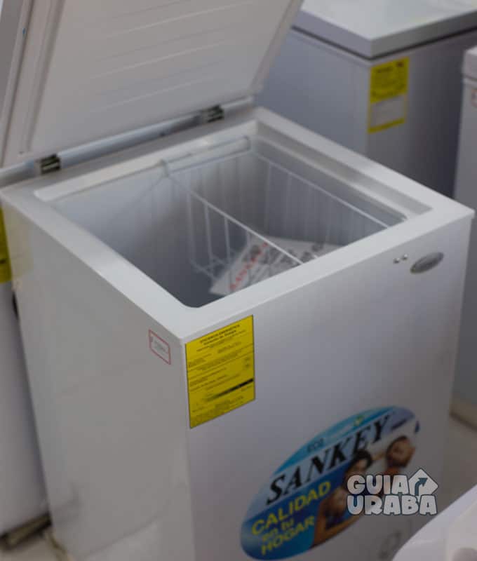 Congelador pequeños y grandes en turbo