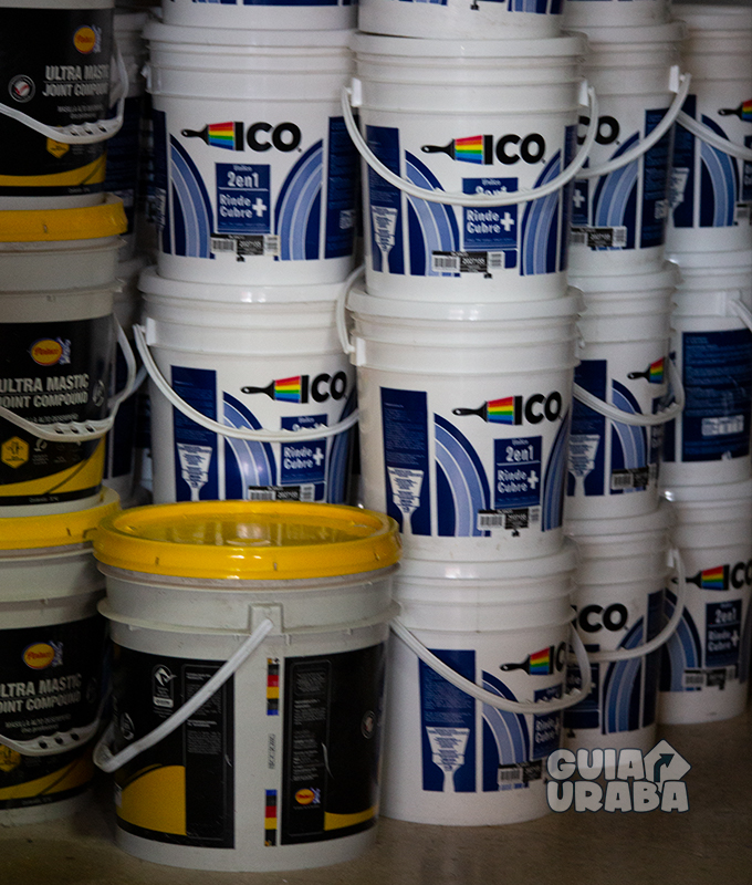 Pintura de la Ferretería en Apartadó Torniguayas